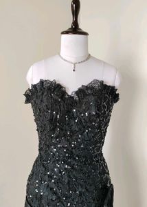 💥Price Drop💥Pinteresty Rosette Glitter Dress