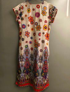 Multicolored Floral Pattern Straight Kurta