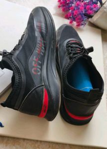 Black Running Shoes