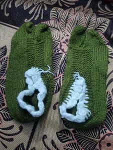 Handmade Knitted Green Booties