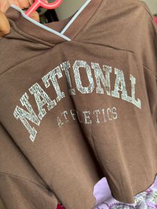 H&amp;M Brown Graphic Cropped Sweatshirt