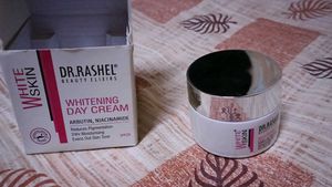 Dr.Rashel Whitening Day Cream