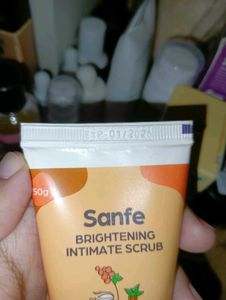 ✨ Sanfe Brightening Intimate Scrub ✨