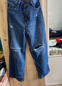 Ripped baggy MK blue Jeans