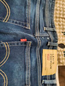Straight Fit Jeans
