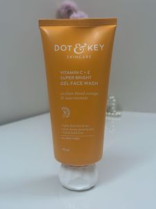 Dot&key Vitamin C Facewash