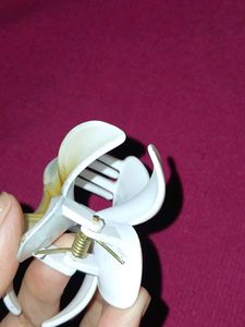 White Flower Hair Clip