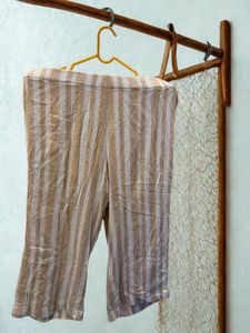 New Striped Capri Pants with lined shorts inside