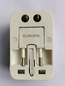 Mopslik Universal Travel Worldwide Adapter