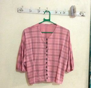 Black Button Peach Top