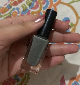 FACES CANADA HI SHINE NAIL ENAMEL