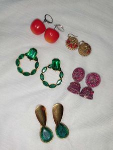Earrings Collection