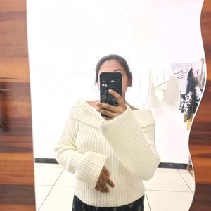 OFF SHOULDER WINTER TOP
