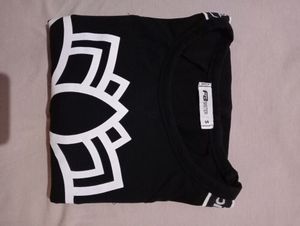 Black Full Sleeves Crop Top