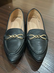 Black Van Heusen Loafers