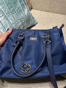 Ceriz Sling Cum handheld Bag