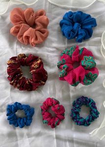Multicolored Medium (4) And Small (3) Scrunchies
