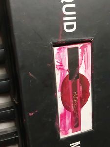 HUDA BEAUTY LIPSTICK 💄 Liquid Matte