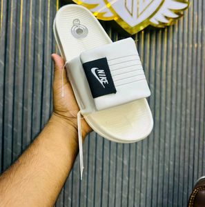 Nike offcourt sliders