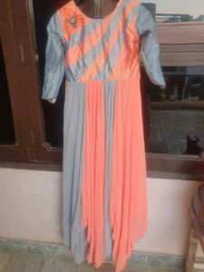 Dress / Gown
