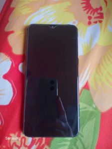 Realme C2 Mobile phone with free new back cover