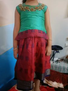 Cute Ethnic Girl&#39;s Dress - Size 18
