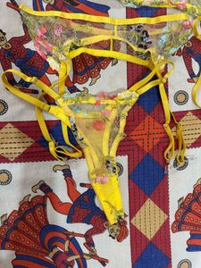 Floral Embroidery Underwire Garter Lingerie Set 🔥