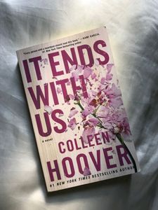 &#34;It Ends with Us-A Heartbreaking and  Love Story&#34;