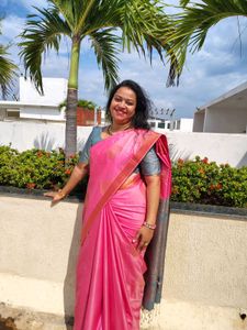 Elegant Pink Saree with designer puff sleeves blou