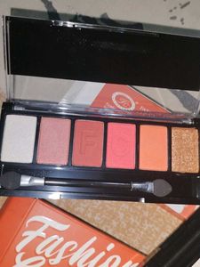 Fashion Colour Eyeshadow Palette