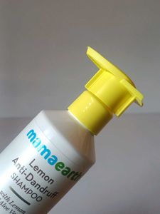 Mamaearth Lemon Anti-Dandruff Shampoo