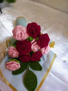 Crochet Rose Bouquet