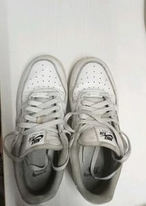 NIKE AIR FORCE OG
