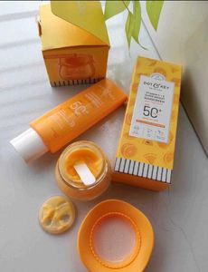 Dot & Key vitamin c Sunscreen + Moisturizer