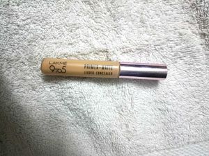 LAKME 9To5 Primer+Matte Liquid Concealer