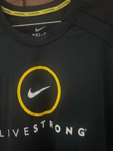 Nike LIVESTRONG T-Shirt