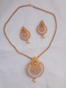 Golden Necklace Earrings Set