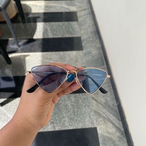 Blue-Tinted Triangle Frame Sunglasses