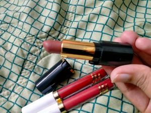 Mars And MyGlamm Lipstick Set