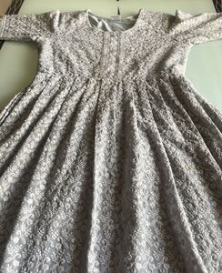 Chikankari Kurti Medium