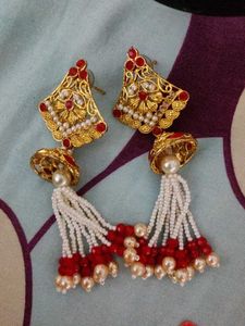 Earings