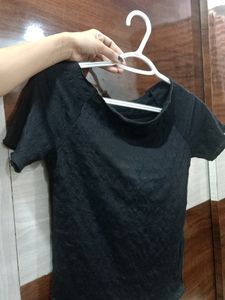Black Off Shoulder Solid Top Women🖤