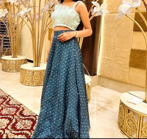 Alia Bhat Wore Same Skirt And Blouse With Squin