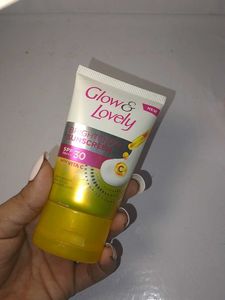Glow &amp; Lovely Gel Creme &amp; Brightening Sunscreen