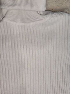 Zara White Knit Turtleneck Sweater