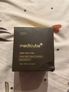 Medicube Deep Vita C Pad (70 Pads)