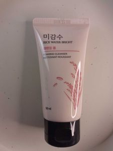 The Face Shop Korean RiceWater Brightning Cleanser