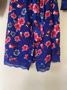 Vintage Floral Print Robe