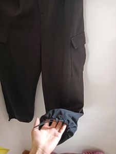 Black Cargo Pants 🌛