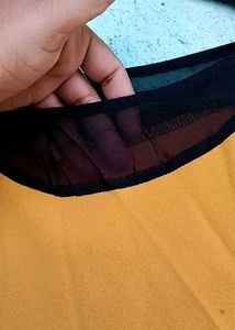 Mustard Black 🖤 Lace Top